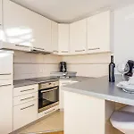 Appartement Stunning In *