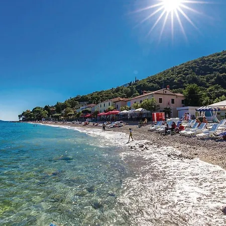 Daire Front In Mošćenička Draga