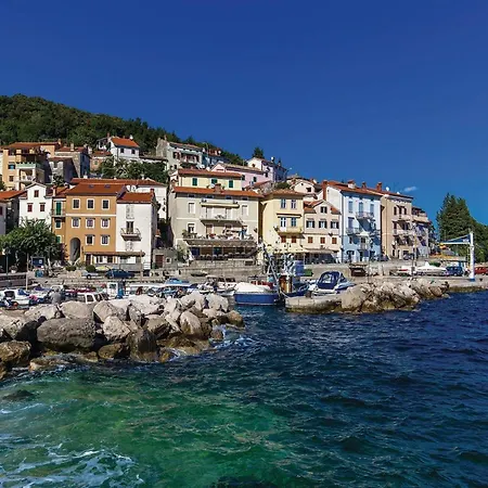 Front In Mošćenička Draga