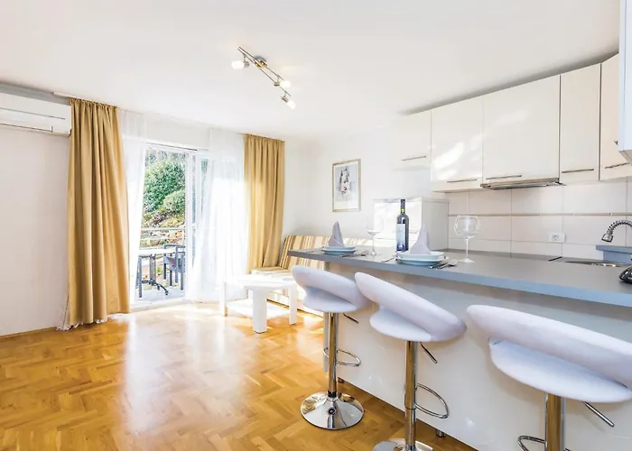 아파트 Stunning In *